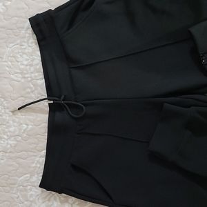 Black modern pant dress joggers size L